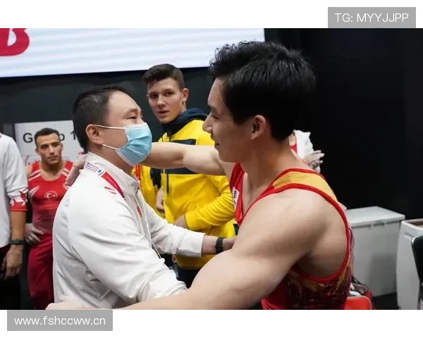 我跟你说，张博恒那张豪宅阳台照看着怪怪的，角落里像藏了私人酒窖，我心态崩了